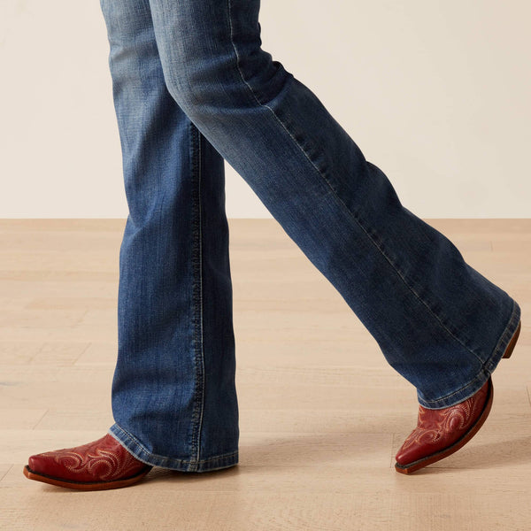 Ariat Women's - Perfect Rise Annie Boot Cut Jeans - Malaysia Blue