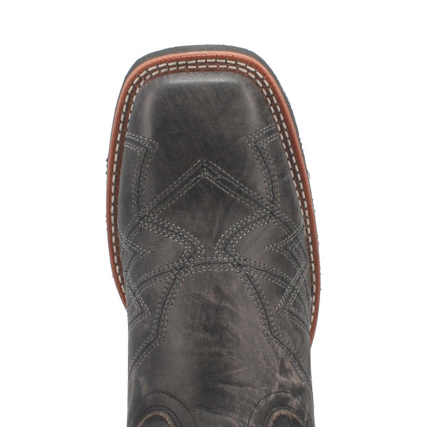 square toe on black boot