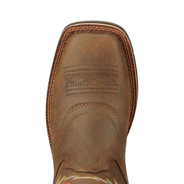 square toe on cowgirl boot