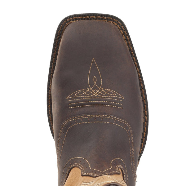 square toe on boot