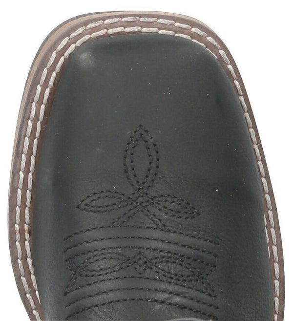 square toe on black boot