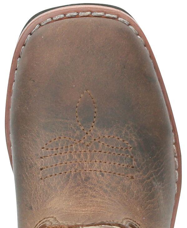 square toe on boot