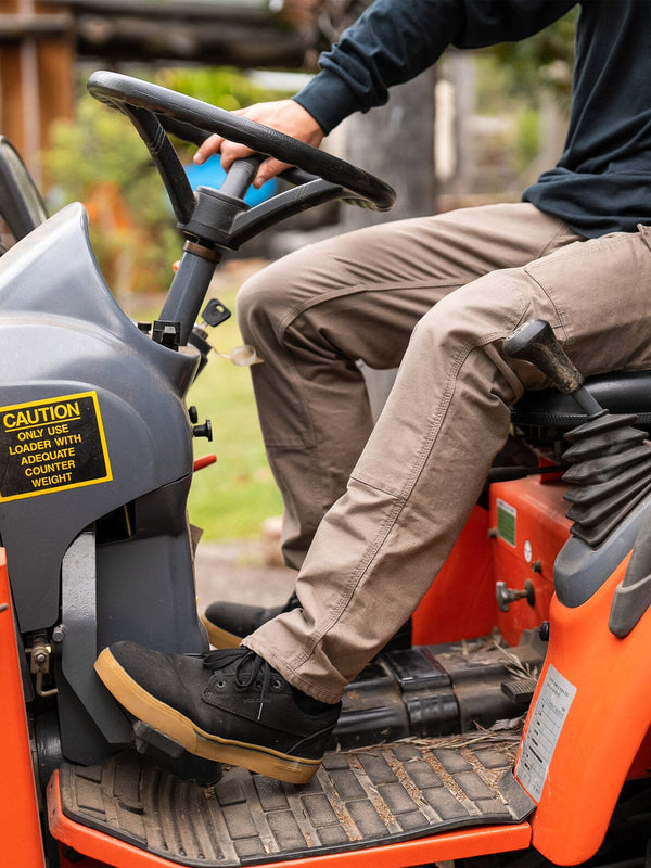 Volcom Men's - True Skate Inspired Canvas Work Shoes - Composite Toe MENS LACESTATIC DISIPATIVE SAFETY TOEWARSON GROUP INC