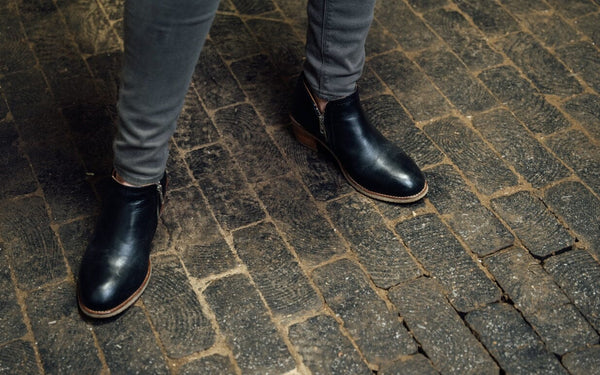 Xena Workwear - Gravity Leather Side Zip Safety Shoe - Steel - Toe WOMENS BOOT LACE STEEL - TOEXENA WORKWEAR