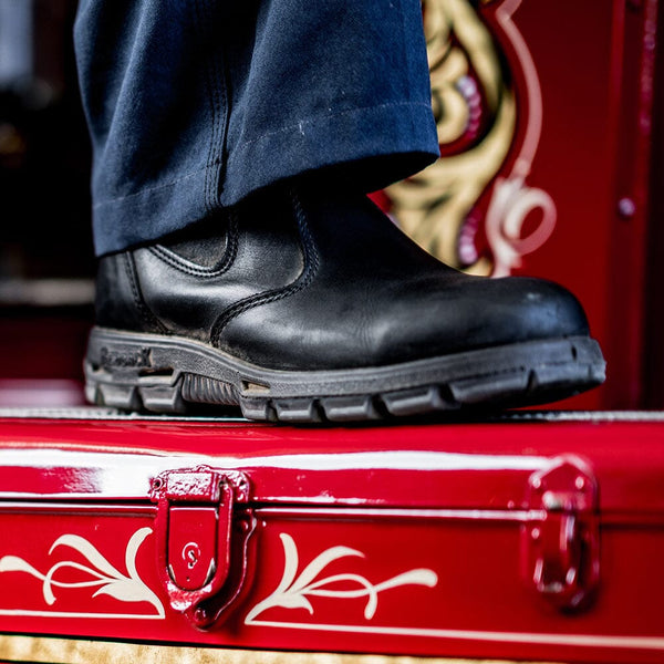 Redback Men's - 6" Easy Escape Pull On EH - Round Steel Toe MENS BOOTLACE STEEL - TOEREDBACK BOOT COMPANY