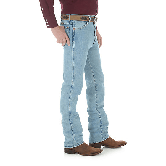 Wrangler Men’s Cowboy Cut Slim Fit - Antique Wash ME.AP.JEANSLIM CUTVF JEANSWEAR, INC.