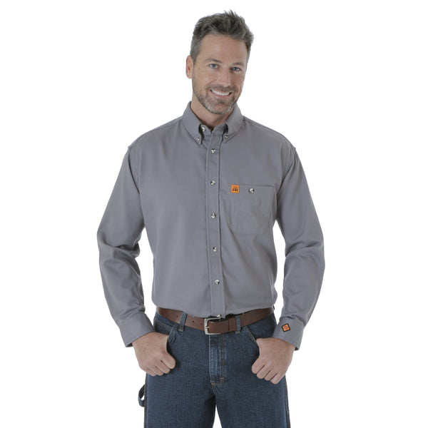 Wrangler Men's - Riggs Workwear Flame Resistant Solid Shirt ME.AP.FLAME RESISTANTVF JEANSWEAR, INC.